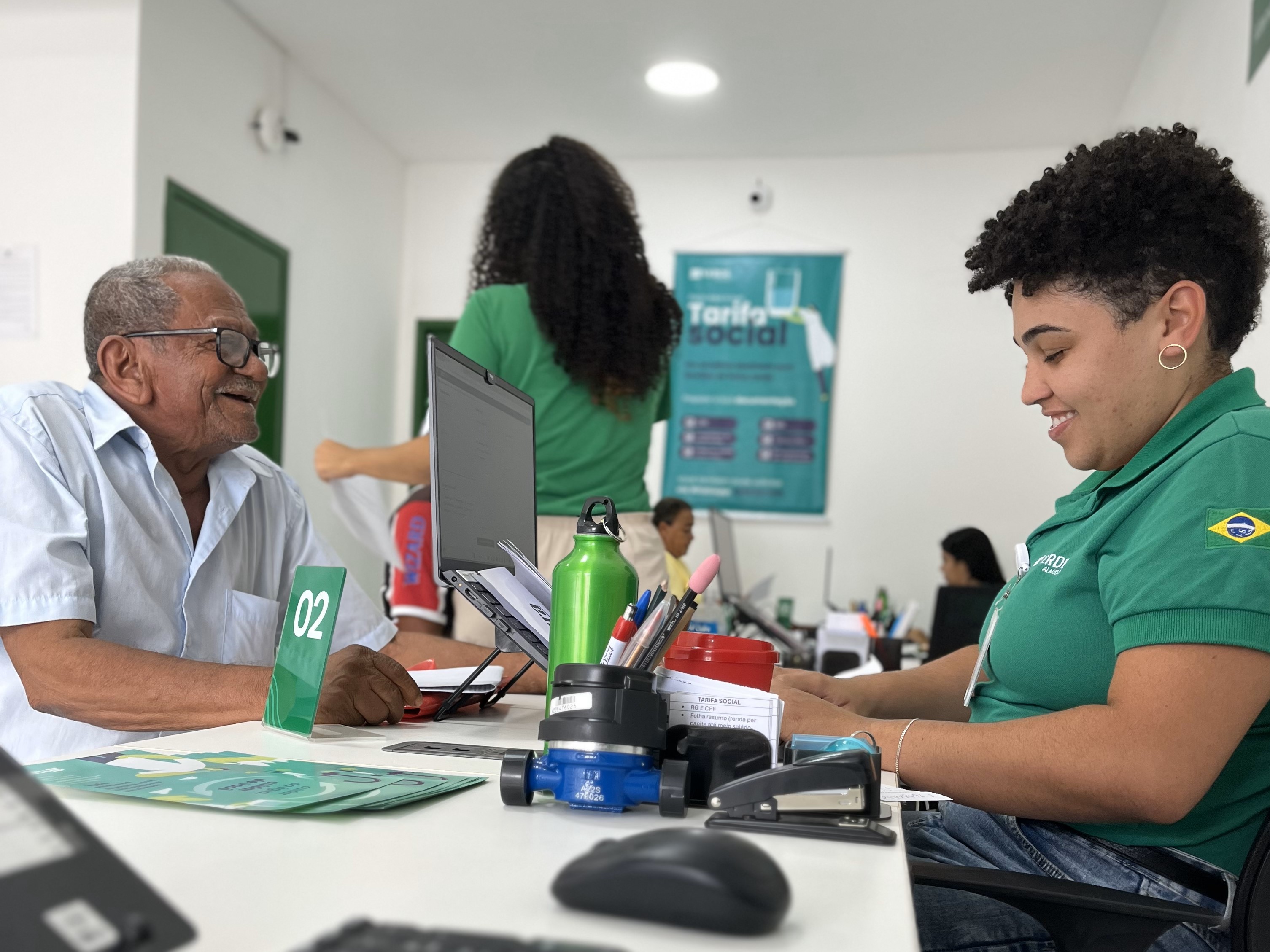 Famílias em vulnerabilidade podem solicitar Tarifa Social da Verde Alagoas a qualquer momento