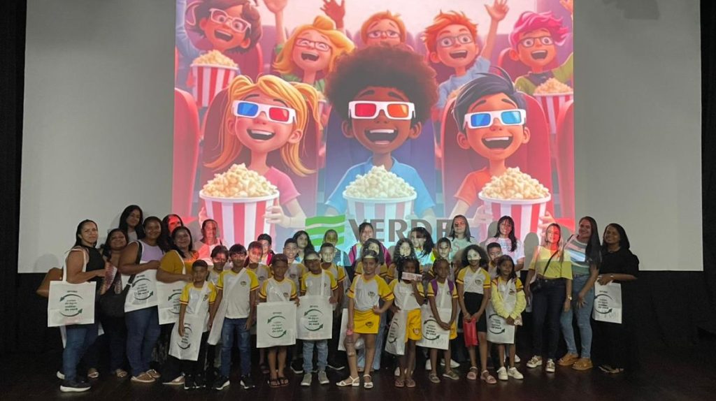 “Essa é a minha primeira vez no cinema”, diz estudante em ação da Verde Alagoas